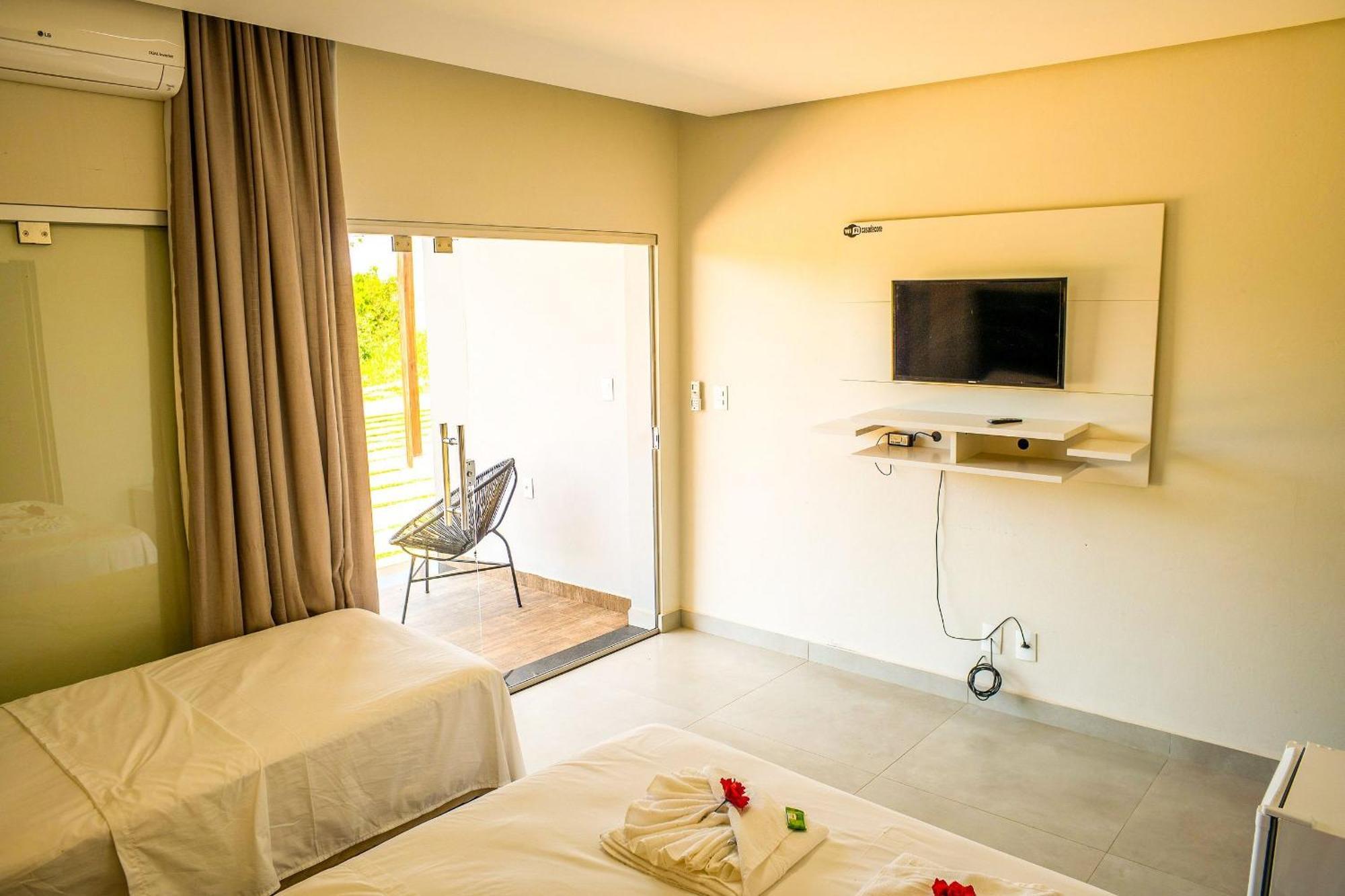 Pousada Com Piscina, Jacuzzi E Com Vista Em Capitolio - Casa Decore Esterno foto
