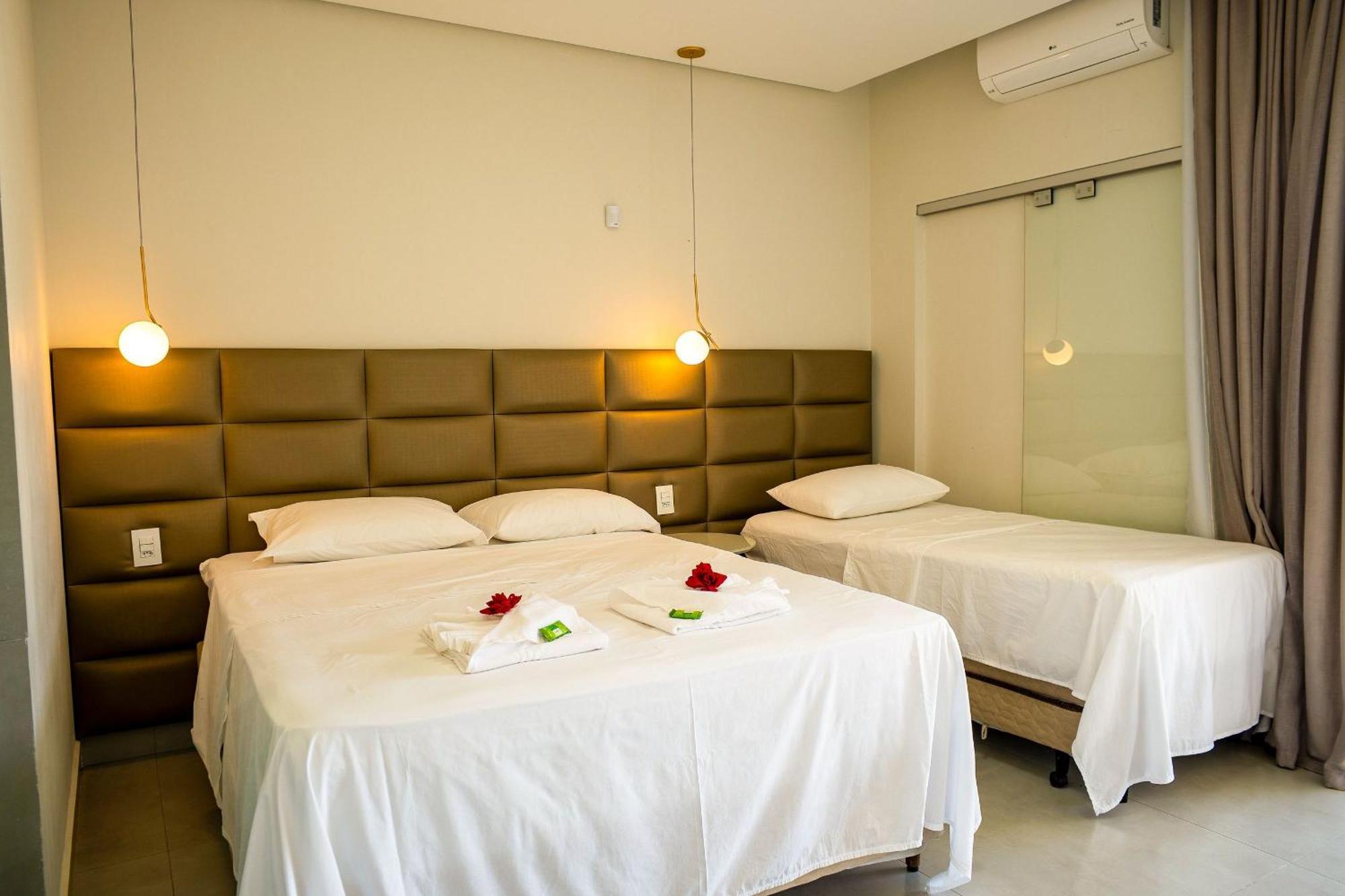 Pousada Com Piscina, Jacuzzi E Com Vista Em Capitolio - Casa Decore Esterno foto
